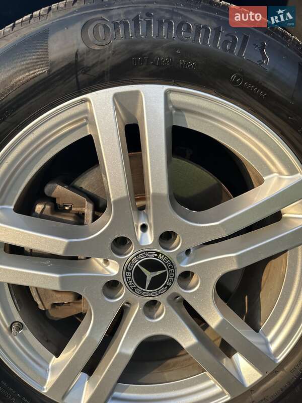 Внедорожник / Кроссовер Mercedes-Benz GLB-Class 2020 в Тернополе