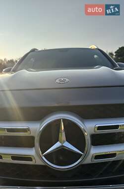 Позашляховик / Кросовер Mercedes-Benz GLB-Class 2020 в 