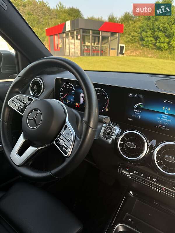 Внедорожник / Кроссовер Mercedes-Benz GLB-Class 2020 в Тернополе