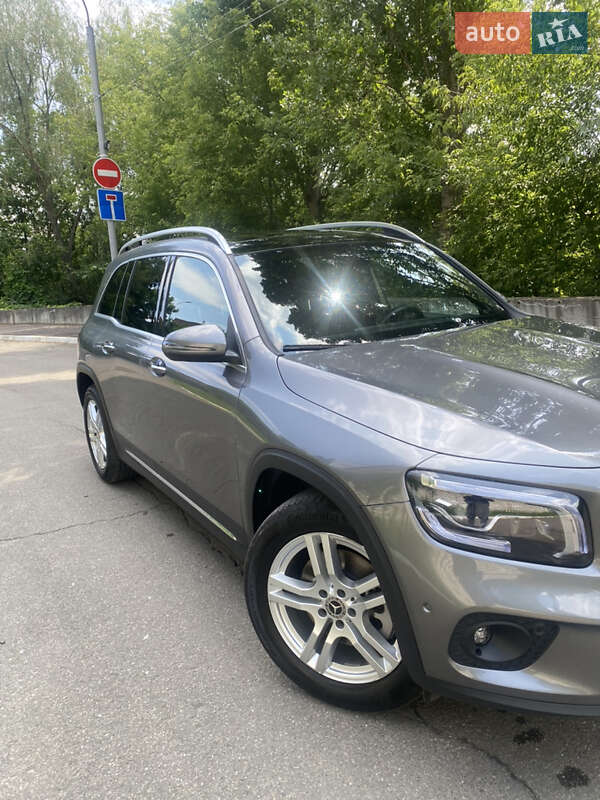 Позашляховик / Кросовер Mercedes-Benz GLB-Class 2021 в Києві