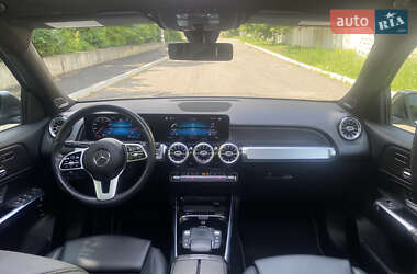 Внедорожник / Кроссовер Mercedes-Benz GLB-Class 2021 в 