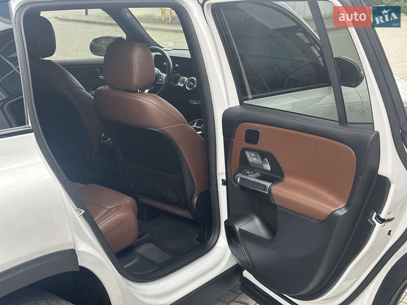 Внедорожник / Кроссовер Mercedes-Benz GLB-Class 2021 в Запорожье