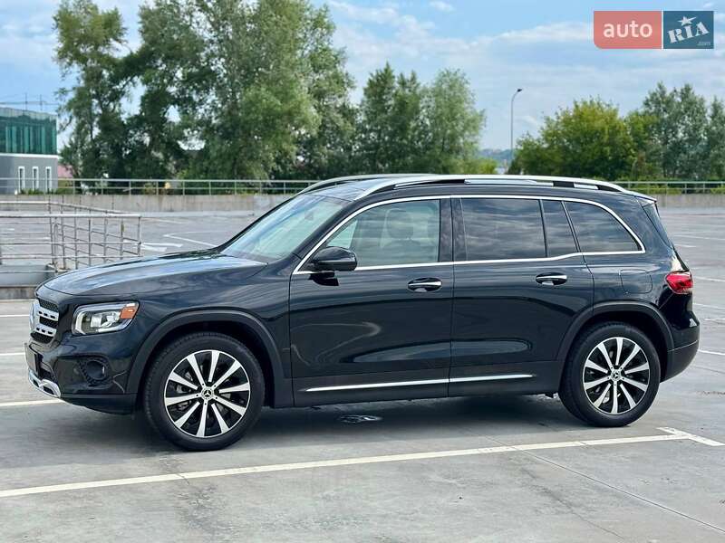 Внедорожник / Кроссовер Mercedes-Benz GLB-Class 2022 в Киеве