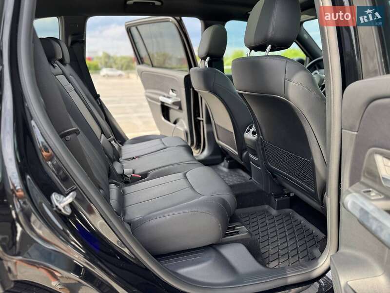 Внедорожник / Кроссовер Mercedes-Benz GLB-Class 2022 в Киеве