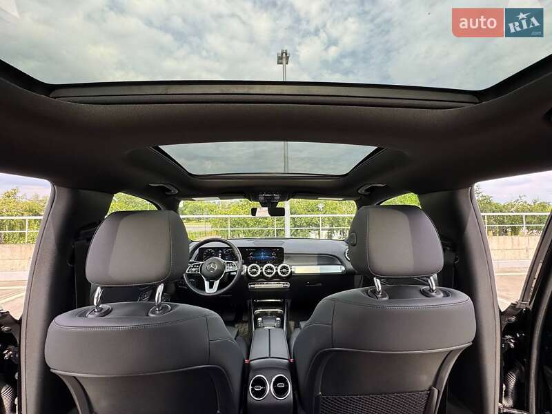 Внедорожник / Кроссовер Mercedes-Benz GLB-Class 2022 в Киеве