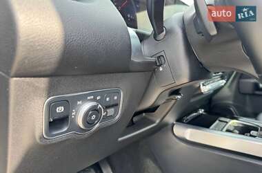 Внедорожник / Кроссовер Mercedes-Benz GLB-Class 2022 в 