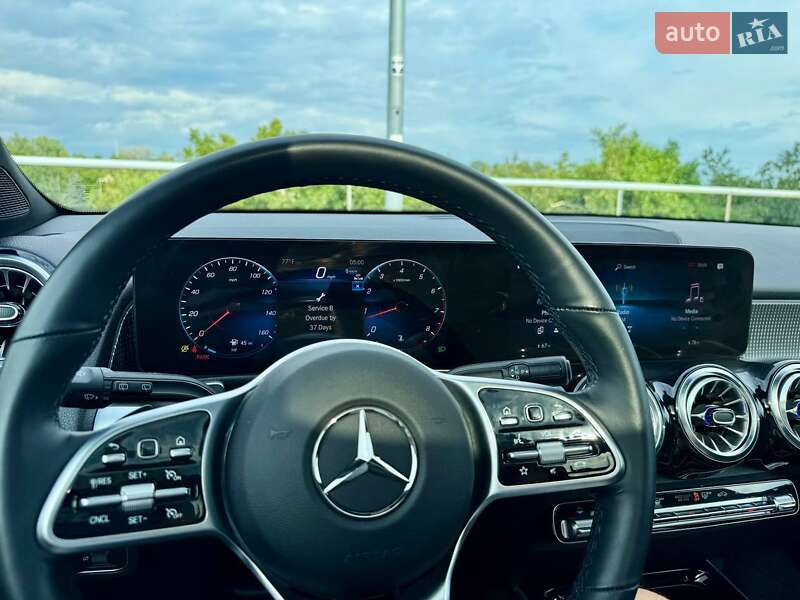 Внедорожник / Кроссовер Mercedes-Benz GLB-Class 2022 в Киеве