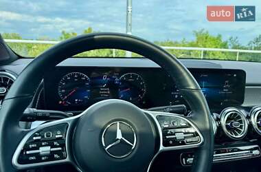 Внедорожник / Кроссовер Mercedes-Benz GLB-Class 2022 в 