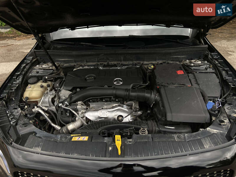 Внедорожник / Кроссовер Mercedes-Benz GLB-Class 2021 в Львове