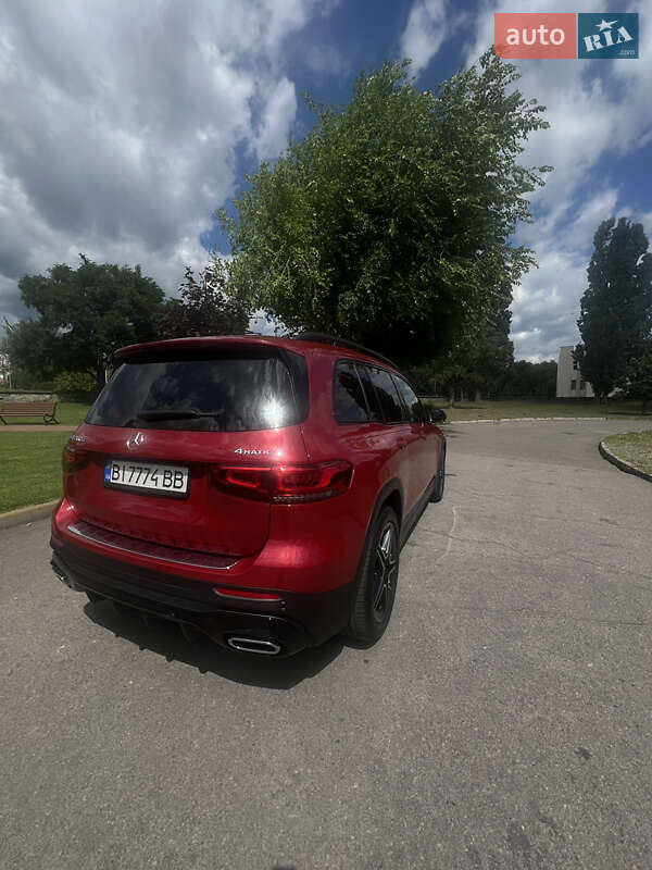 Внедорожник / Кроссовер Mercedes-Benz GLB-Class 2020 в Киеве