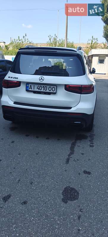 Позашляховик / Кросовер Mercedes-Benz GLB-Class 2020 в Києві
