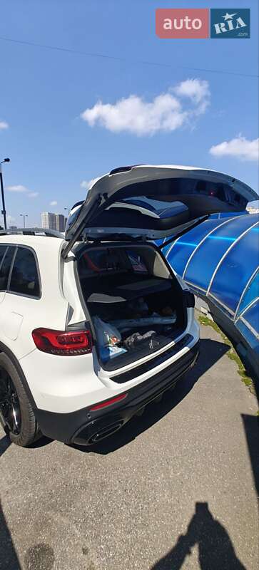 Позашляховик / Кросовер Mercedes-Benz GLB-Class 2020 в Києві
