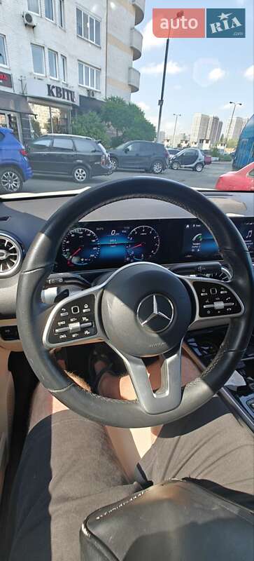 Позашляховик / Кросовер Mercedes-Benz GLB-Class 2020 в Києві