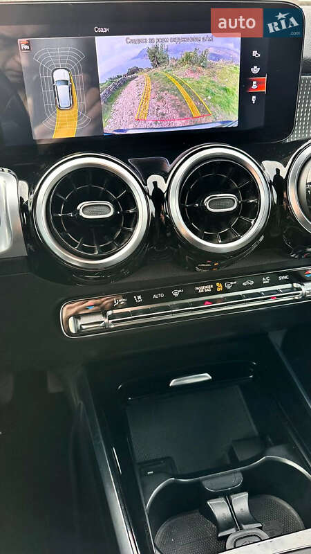 Внедорожник / Кроссовер Mercedes-Benz GLB-Class 2022 в Ровно