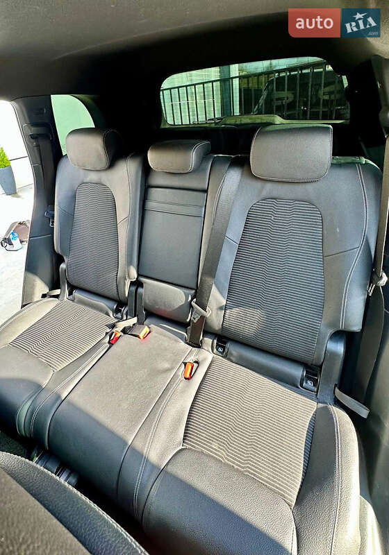 Внедорожник / Кроссовер Mercedes-Benz GLB-Class 2022 в Ровно