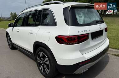 Внедорожник / Кроссовер Mercedes-Benz GLB-Class 2021 в 