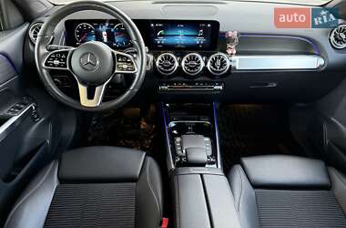 Внедорожник / Кроссовер Mercedes-Benz GLB-Class 2021 в 