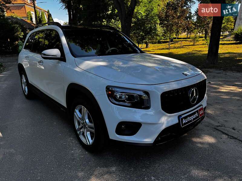 Внедорожник / Кроссовер Mercedes-Benz GLB-Class 2020 в Киеве