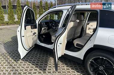 Позашляховик / Кросовер Mercedes-Benz GLB-Class 2020 в 