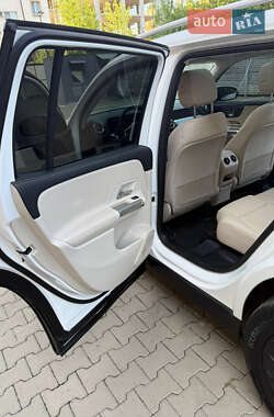 Внедорожник / Кроссовер Mercedes-Benz GLB-Class 2020 в 