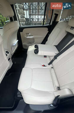 Внедорожник / Кроссовер Mercedes-Benz GLB-Class 2020 в 