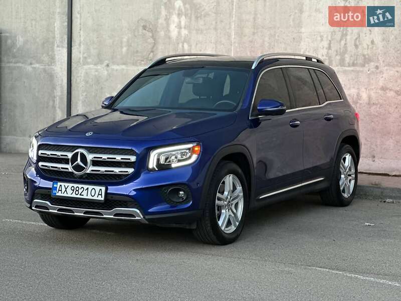 Mercedes-Benz GLB-Class 2021