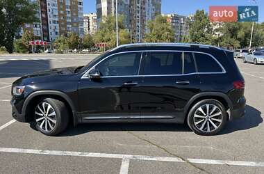 Внедорожник / Кроссовер Mercedes-Benz GLB-Class 2021 в 