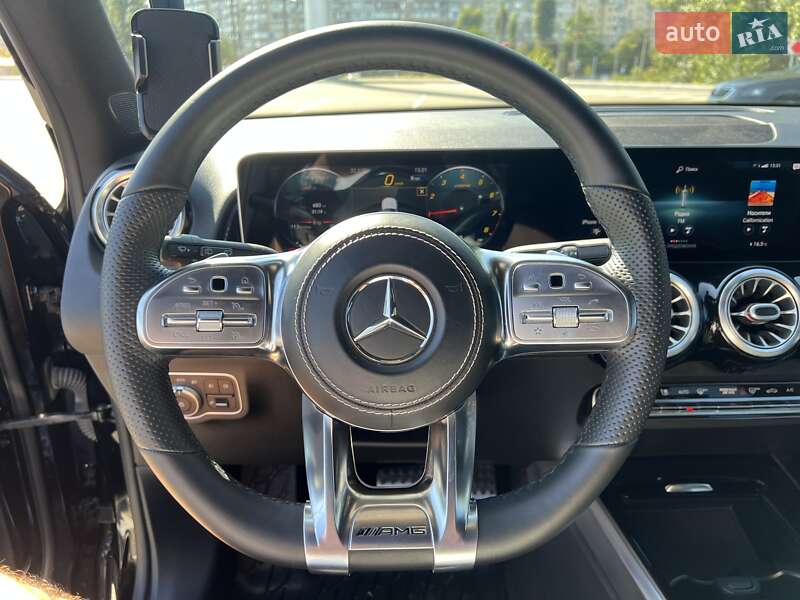 Внедорожник / Кроссовер Mercedes-Benz GLB-Class 2021 в Киеве