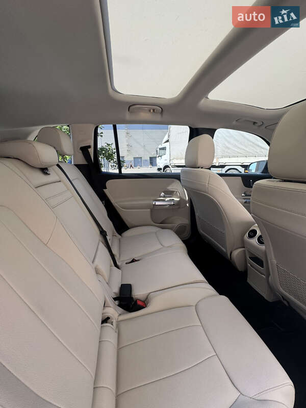 Позашляховик / Кросовер Mercedes-Benz GLB-Class 2020 в Києві