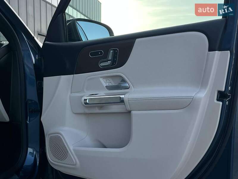 Внедорожник / Кроссовер Mercedes-Benz GLB-Class 2021 в Львове фото 50 Внедорожник / Кроссовер Mercedes-Benz GLB-Class 2021 в Львове