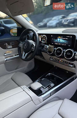 Внедорожник / Кроссовер Mercedes-Benz GLB-Class 2020 в 