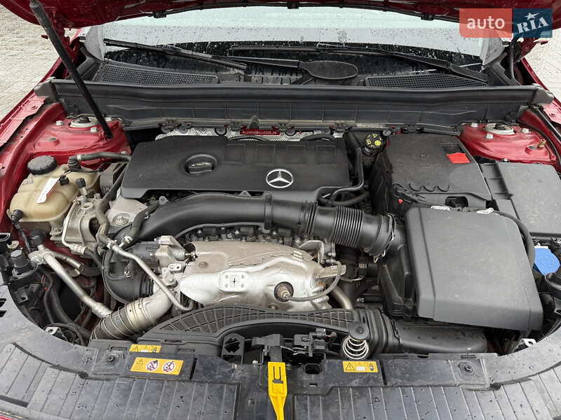 Внедорожник / Кроссовер Mercedes-Benz GLB-Class 2020 в Ивано-Франковске