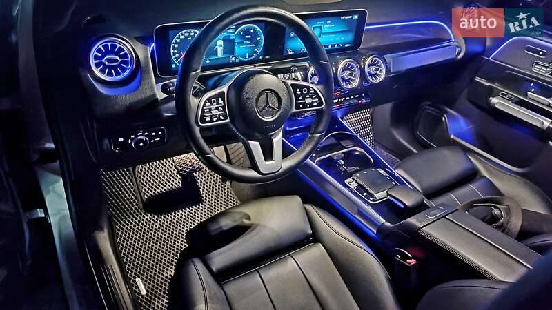 Внедорожник / Кроссовер Mercedes-Benz GLB-Class 2019 в Киеве