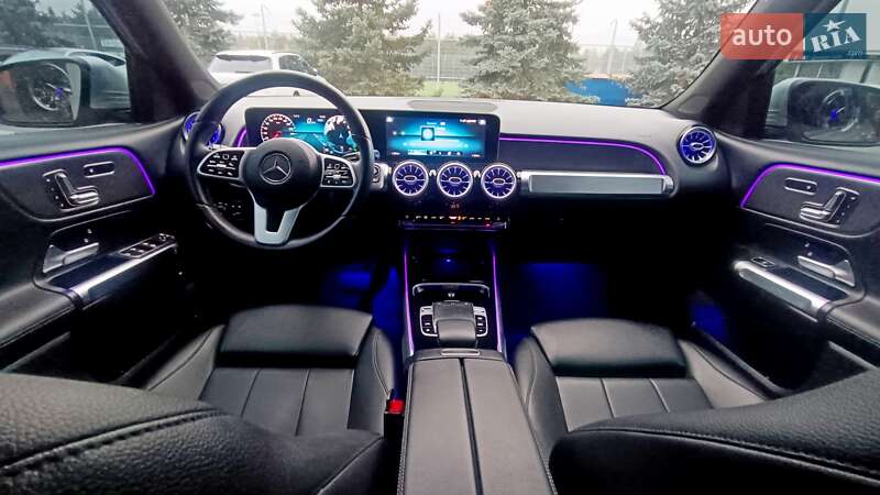 Внедорожник / Кроссовер Mercedes-Benz GLB-Class 2019 в Киеве