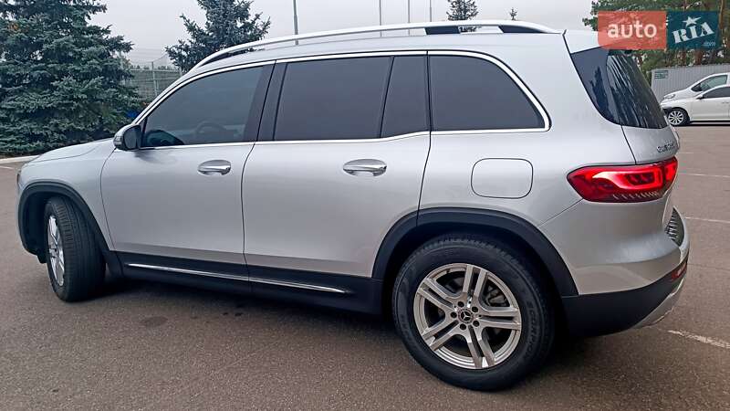 Внедорожник / Кроссовер Mercedes-Benz GLB-Class 2019 в Киеве