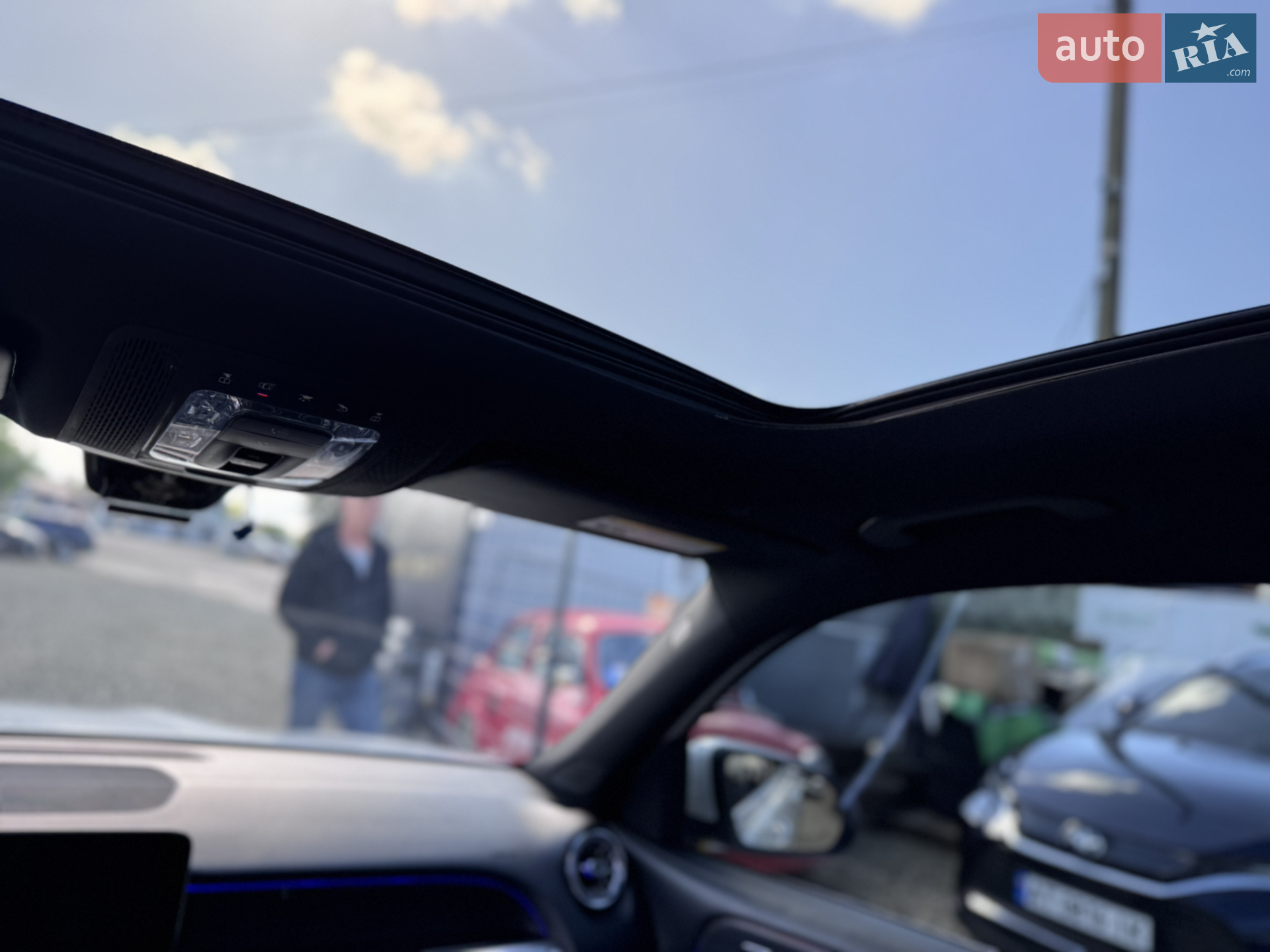2021 Mercedes-Benz GLB - мініатюра 43