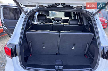 Позашляховик / Кросовер Mercedes-Benz GLB-Class 2021 в 