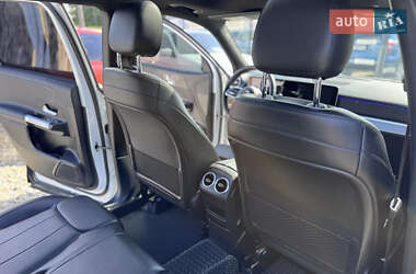 Позашляховик / Кросовер Mercedes-Benz GLB-Class 2021 в 