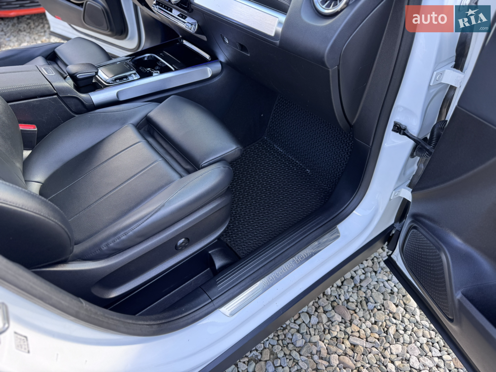 2021 Mercedes-Benz GLB - мініатюра 50