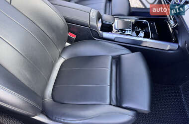 Позашляховик / Кросовер Mercedes-Benz GLB-Class 2021 в 