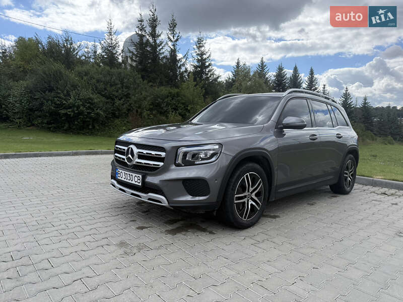 Mercedes-Benz GLB-Class 2021