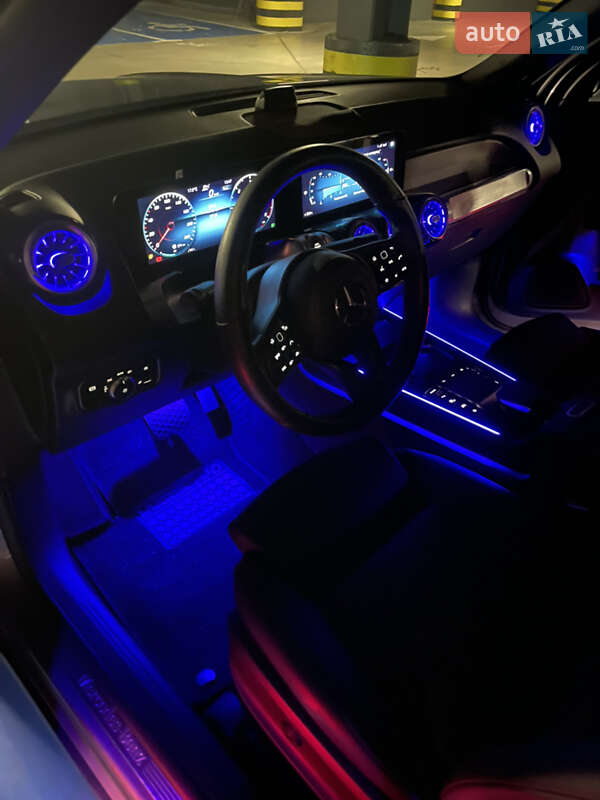 Внедорожник / Кроссовер Mercedes-Benz GLB-Class 2022 в Киеве