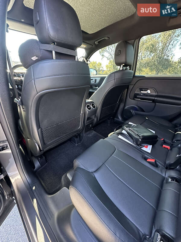 Внедорожник / Кроссовер Mercedes-Benz GLB-Class 2022 в Киеве