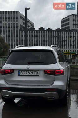 Позашляховик / Кросовер Mercedes-Benz GLB-Class 2020 в 