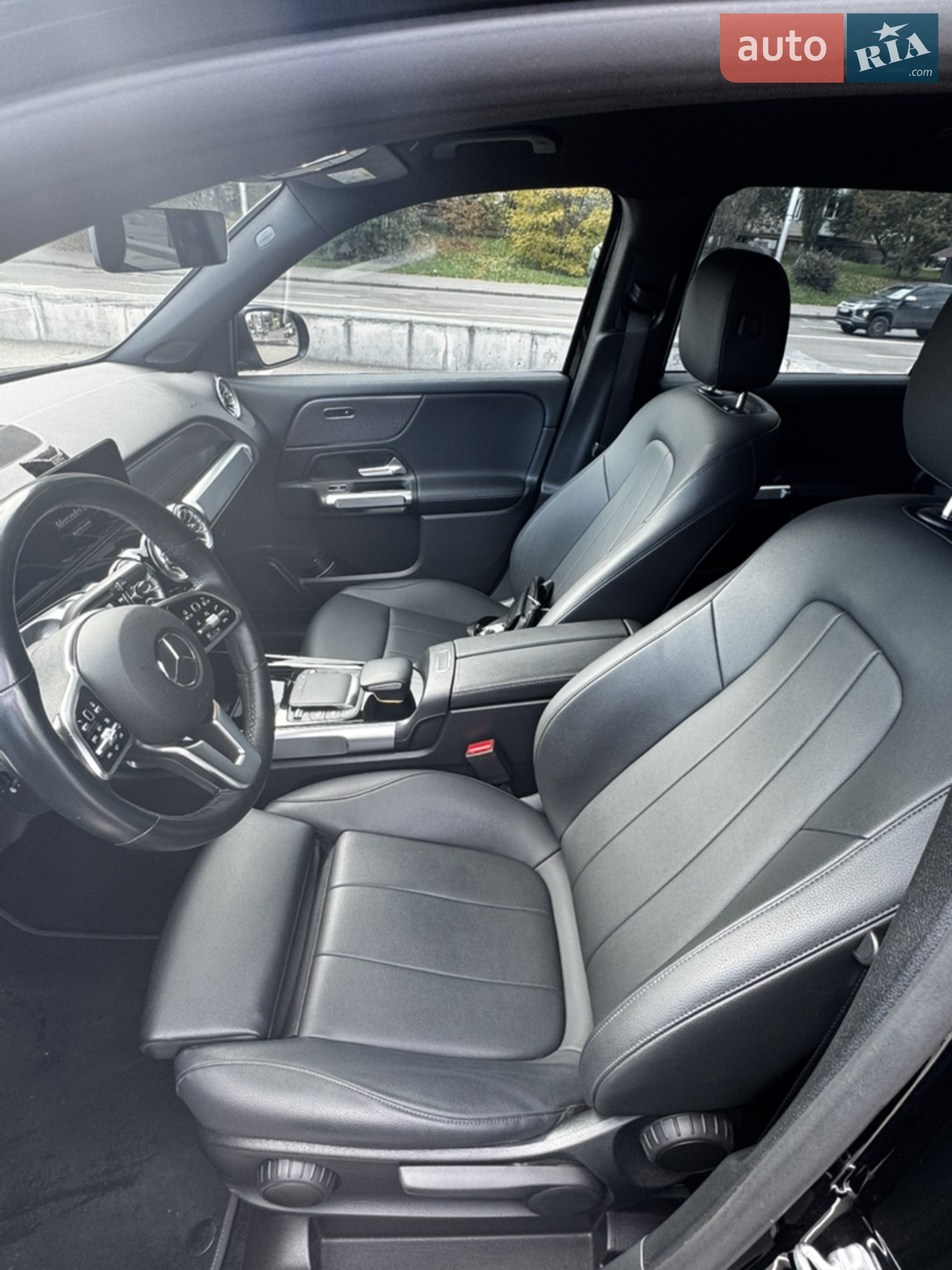 2023 Mercedes-Benz GLB - мініатюра 16