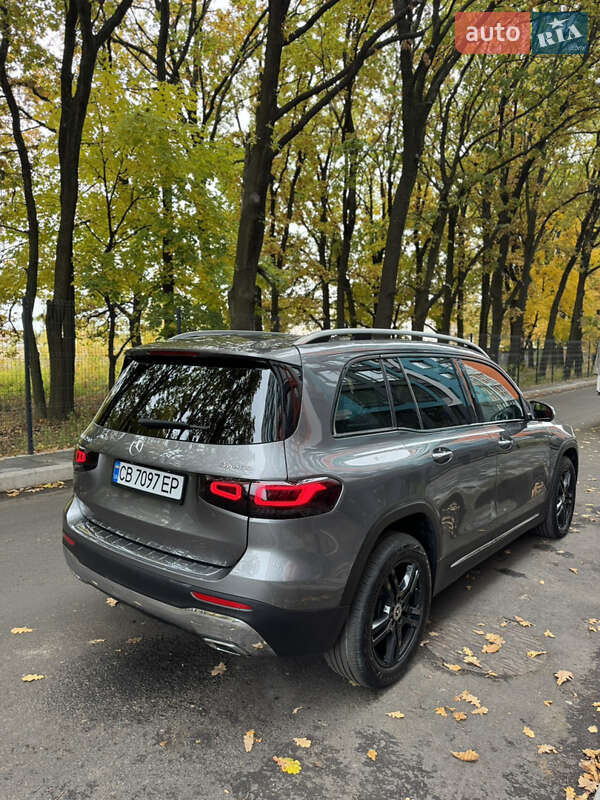 Внедорожник / Кроссовер Mercedes-Benz GLB-Class 2022 в Чернигове