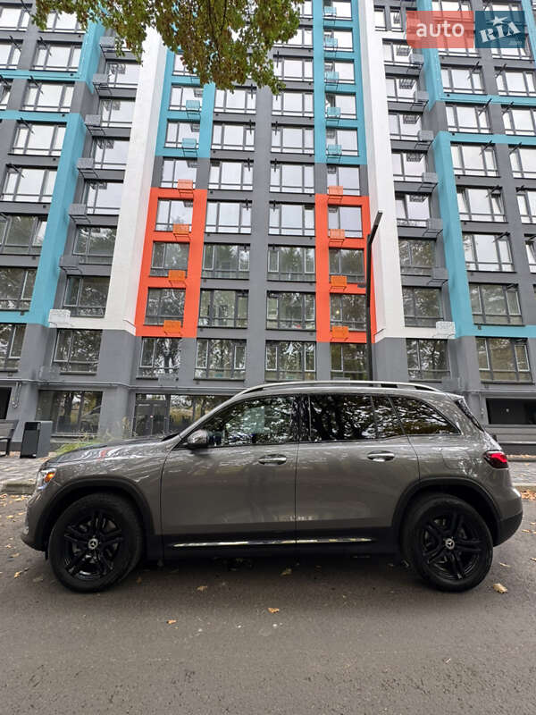 Внедорожник / Кроссовер Mercedes-Benz GLB-Class 2022 в Чернигове