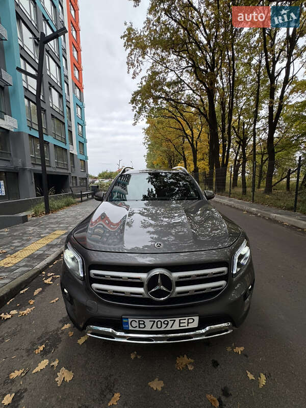 Внедорожник / Кроссовер Mercedes-Benz GLB-Class 2022 в Чернигове