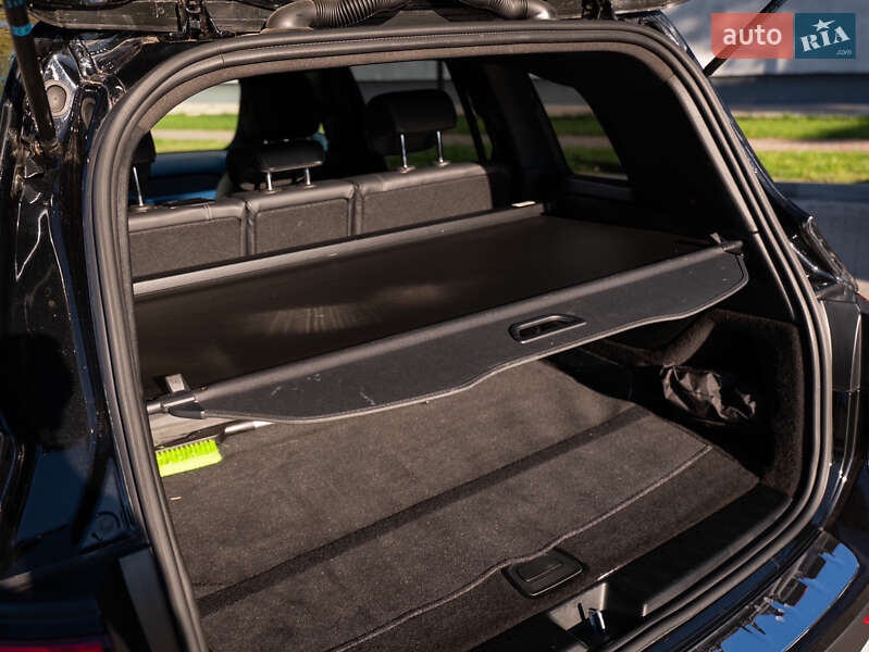Позашляховик / Кросовер Mercedes-Benz GLB-Class 2019 в Луцьку