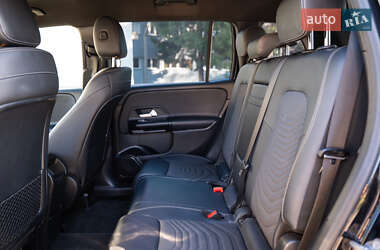 Позашляховик / Кросовер Mercedes-Benz GLB-Class 2019 в 